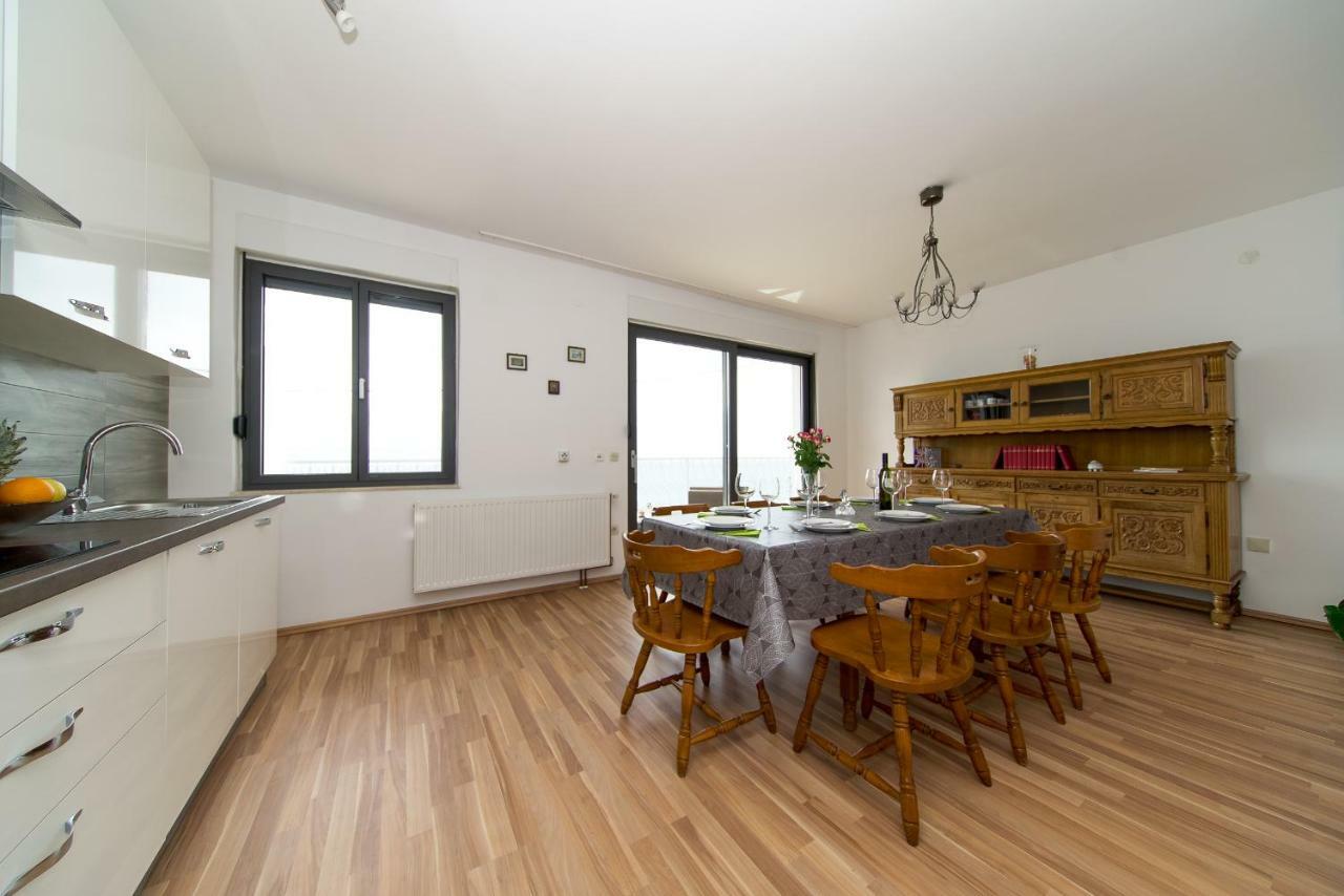דוגי ראט Apartments L&L מראה חיצוני תמונה