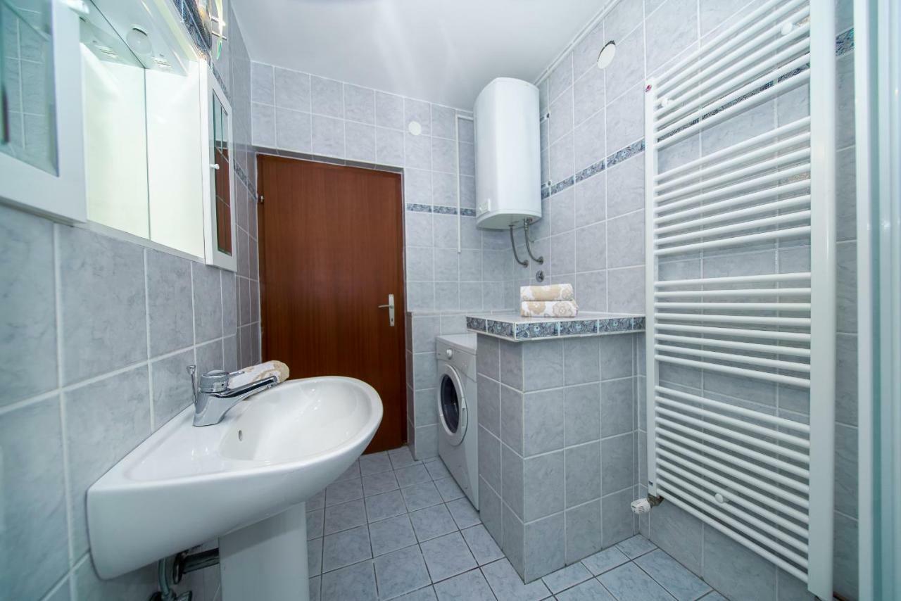 דוגי ראט Apartments L&L מראה חיצוני תמונה