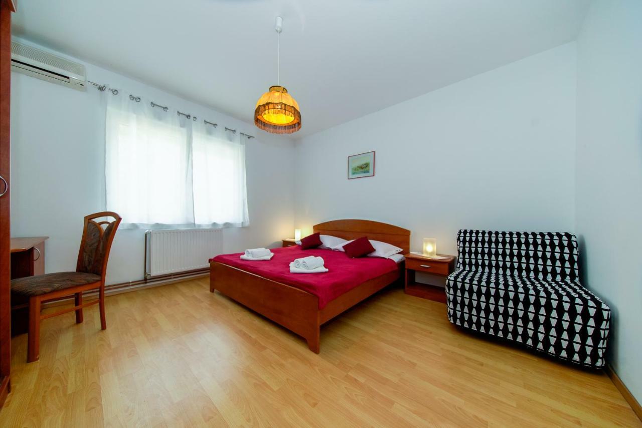 דוגי ראט Apartments L&L מראה חיצוני תמונה