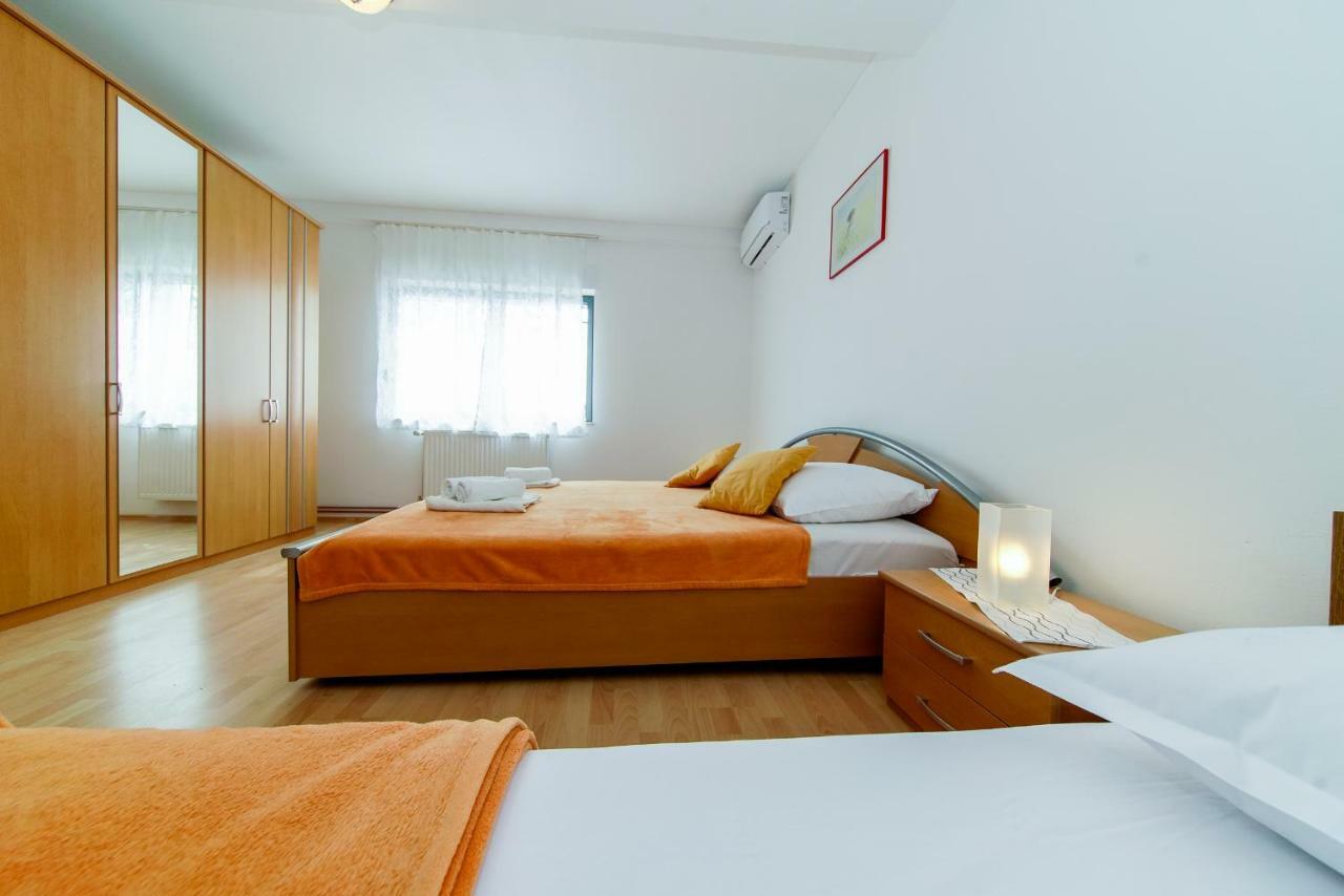 דוגי ראט Apartments L&L מראה חיצוני תמונה